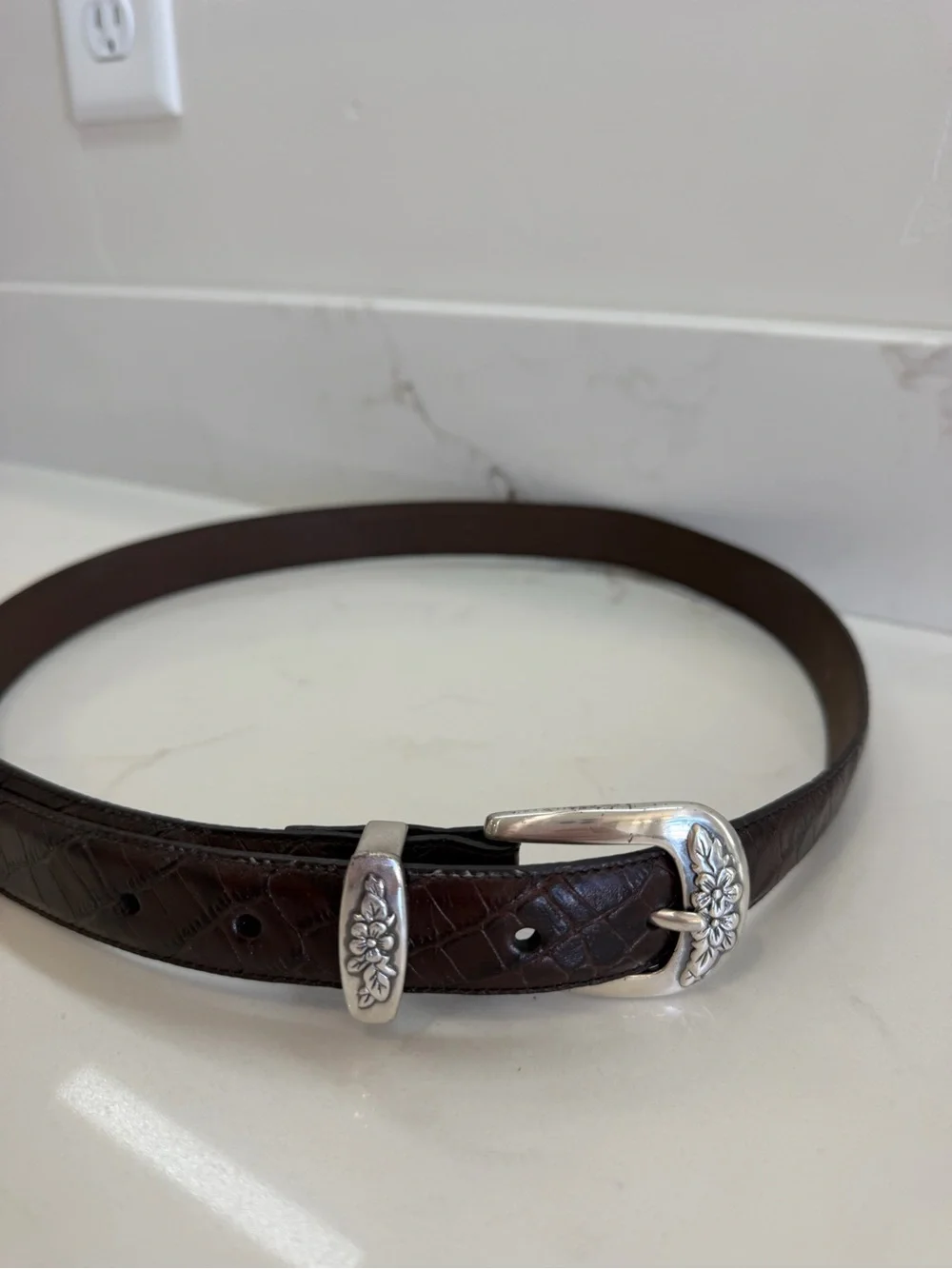 Vintage Croc Leather Belt Silver Buckle Floral Etched Size Large Women’s
